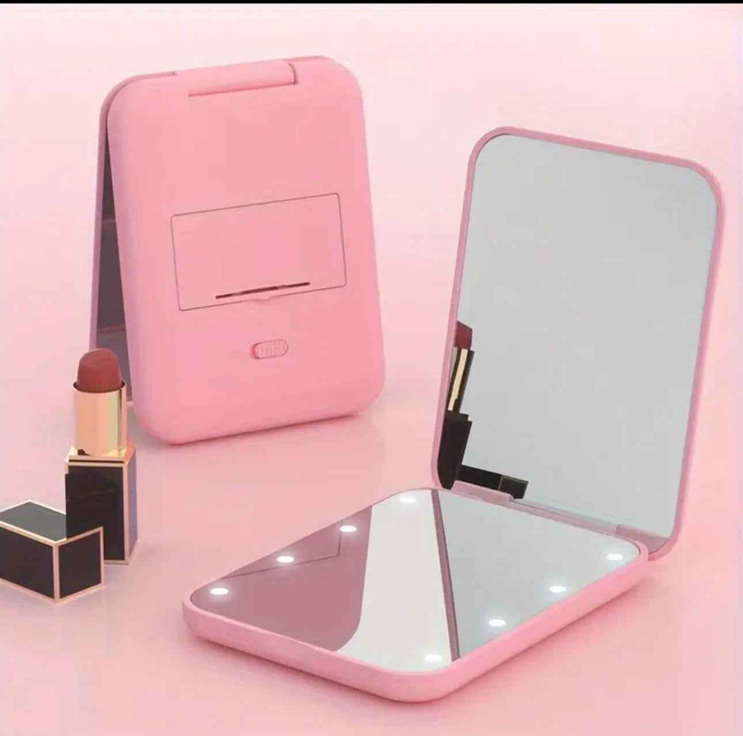 Portable mini compact mirror