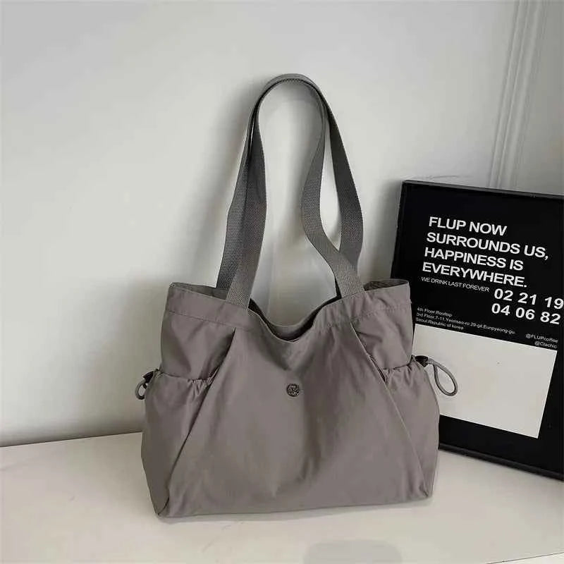 Women Stylish Oxford Tote Bag Lightweight Foldable Multi Pocket Large Capacity Shoulder Bag for School Versatile Storage Bags