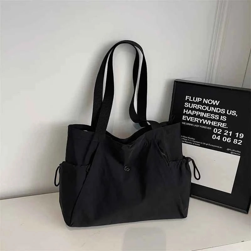 Women Stylish Oxford Tote Bag Lightweight Foldable Multi Pocket Large Capacity Shoulder Bag for School Versatile Storage Bags